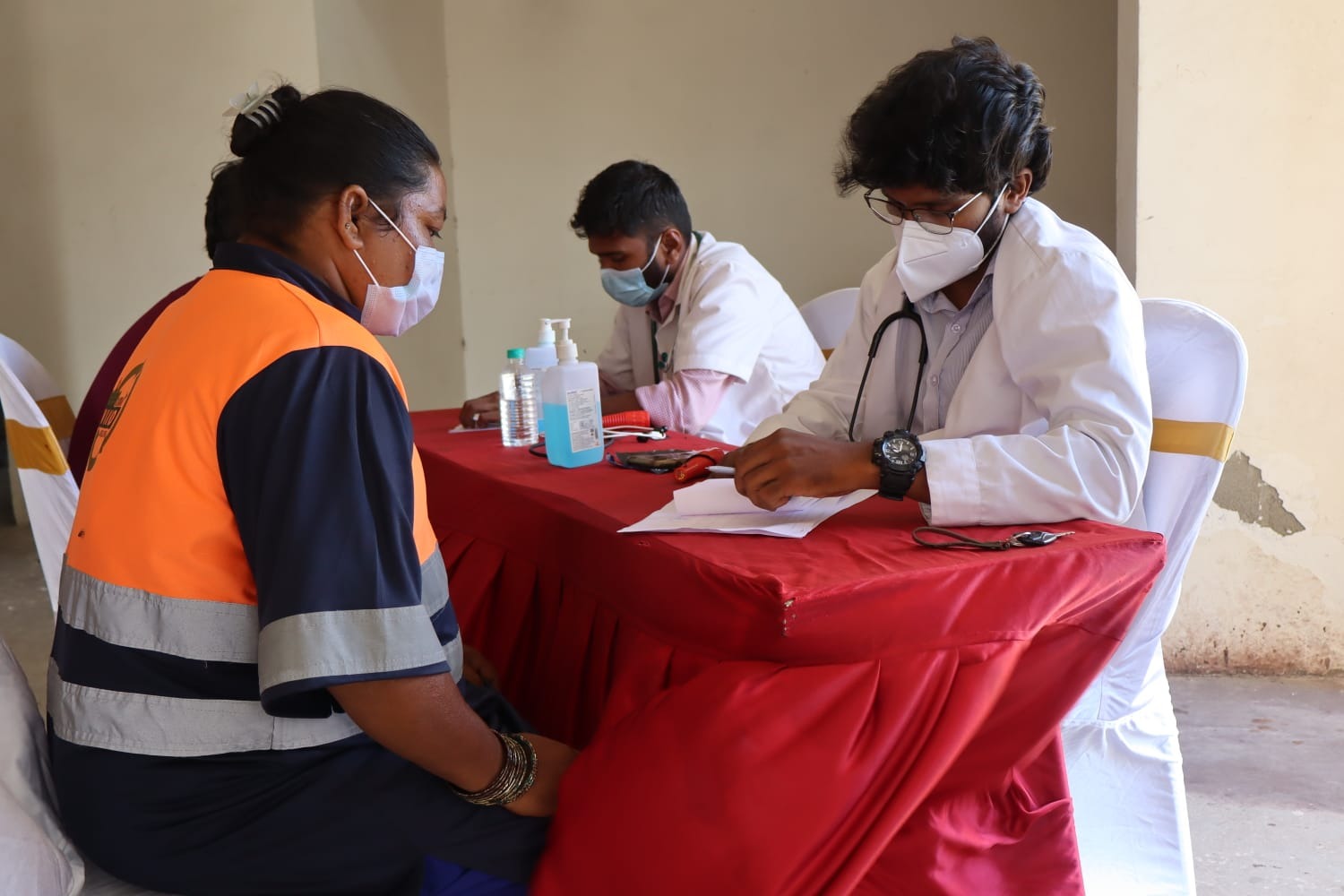 When AM Healthcare Centres open doors, everyone moves forward 